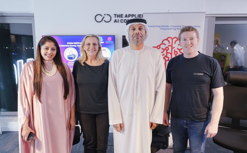 Phillip Kingston at the Abu Dhabi AI Community Meetup